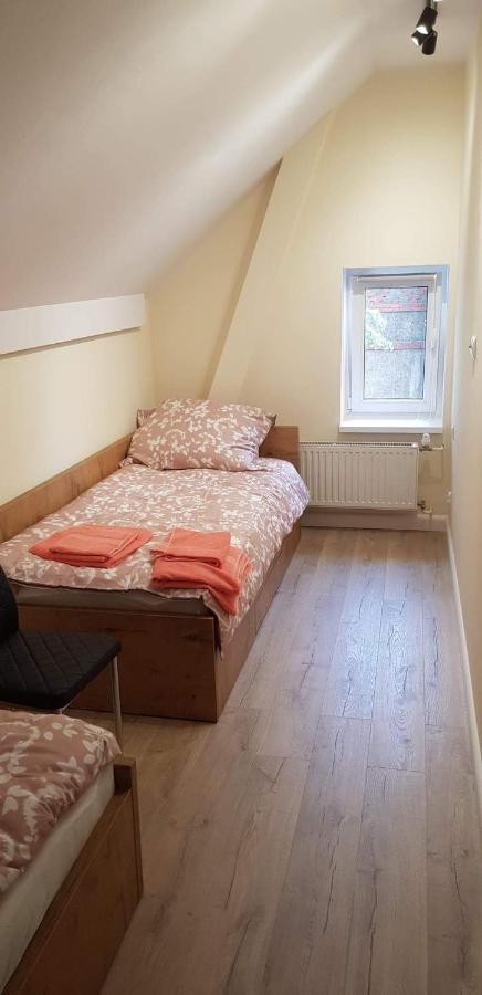 Apartamenty Przy Parku Szwedzkim Szczawno-Zdroj Exterior photo